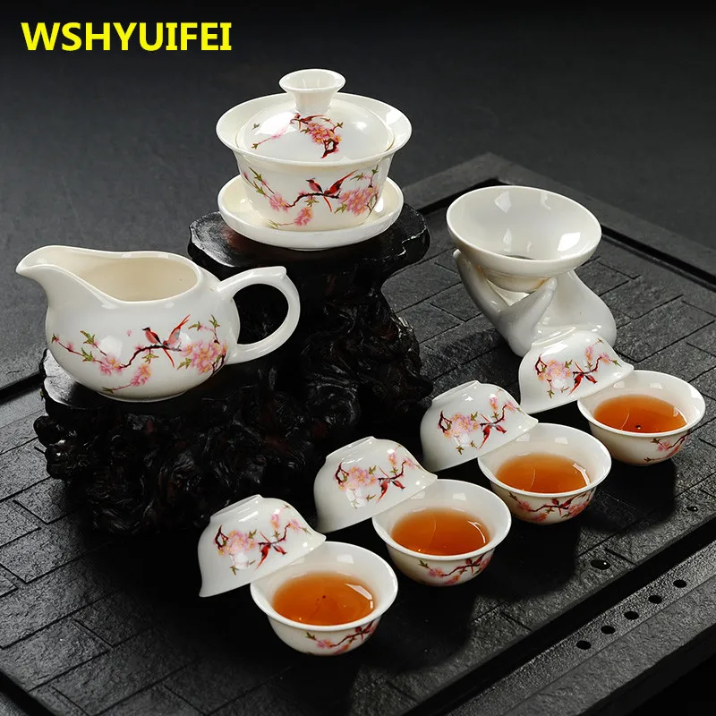 Ceramic tea set bone china bag kungfu dehua ceramic teapot white porcelain teapot porcelain cup high quality
Ceramic tea set bone china bag kungfu dehua ceramic teapot white porcelain teapot porcelain cup high quality