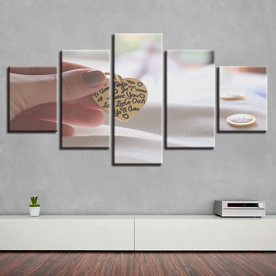 Wall Art Modular Pictures Framework Modern Printing 5 Pieces Letters Heart-Shaped Canvas Painting Artworks Decor For Living Room
Wall Art Modular Pictures Framework Modern Printing 5 Pieces Letters Heart-Shaped Canvas Painting Artworks Decor For Living Room