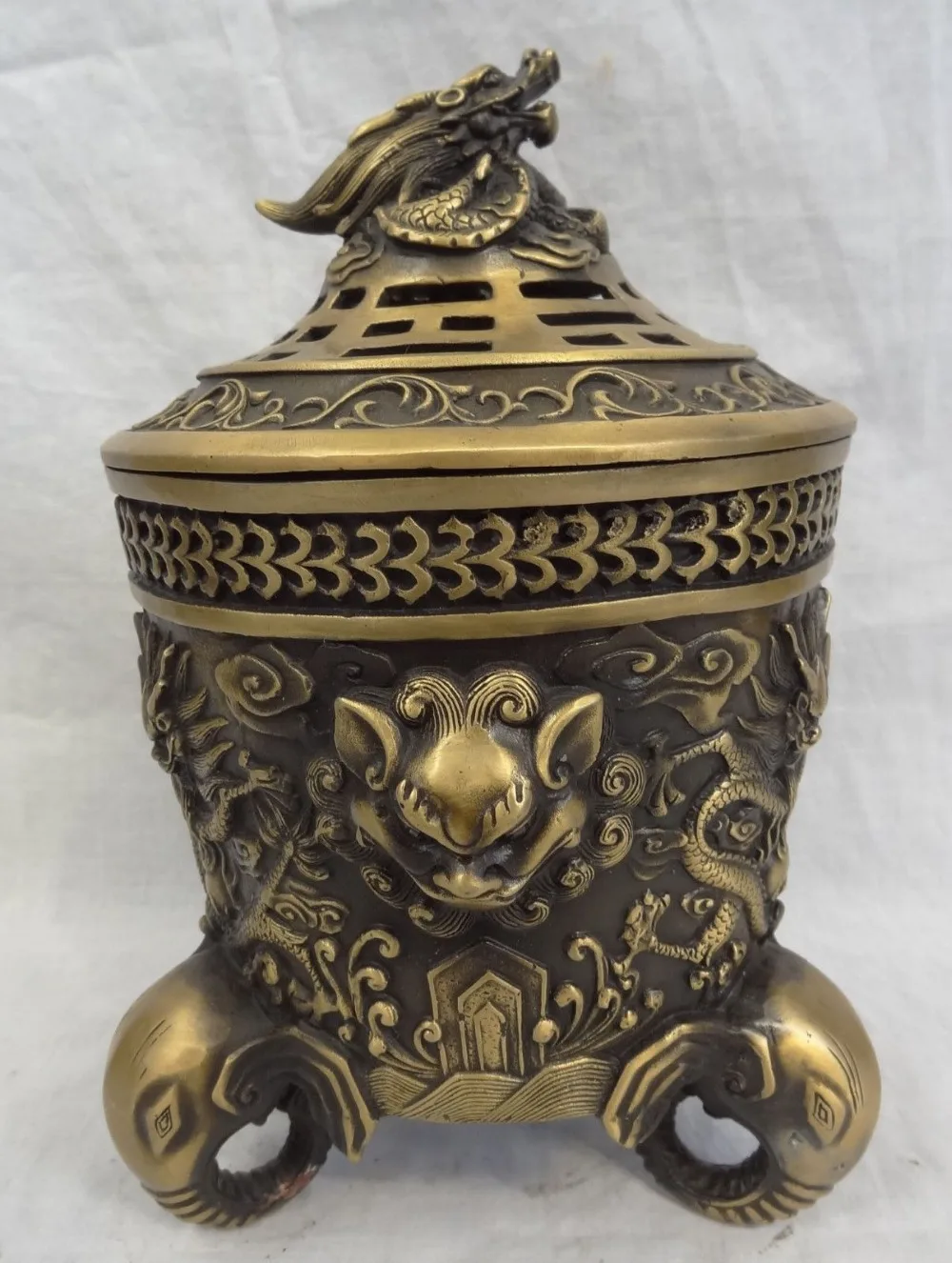 bi002672 10" Tibet Bronze Dragon Lion Elephant Head Statue Box Incense Burner Censer
bi002672 10" Tibet Bronze Dragon Lion Elephant Head Statue Box Incense Burner Censer