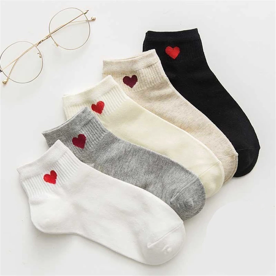 5Pairs Red Heart Cute College Wind Simple Basic Fresh Hot selling Cotton socks for women in spring and summer Dropshipping
5Pairs Red Heart Cute College Wind Simple Basic Fresh Hot selling Cotton socks for women in spring and summer Dropshipping