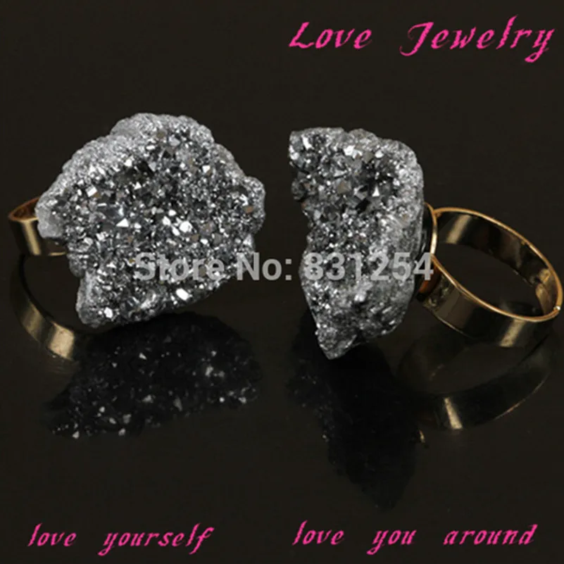 1PC Shiny Blue Titanium Gem Stone Finger Ring Natural Geode Druzy Ring Fashion Jewelry for Christmas Gift
1PC Shiny Blue Titanium Gem Stone Finger Ring Natural Geode Druzy Ring Fashion Jewelry for Christmas Gift