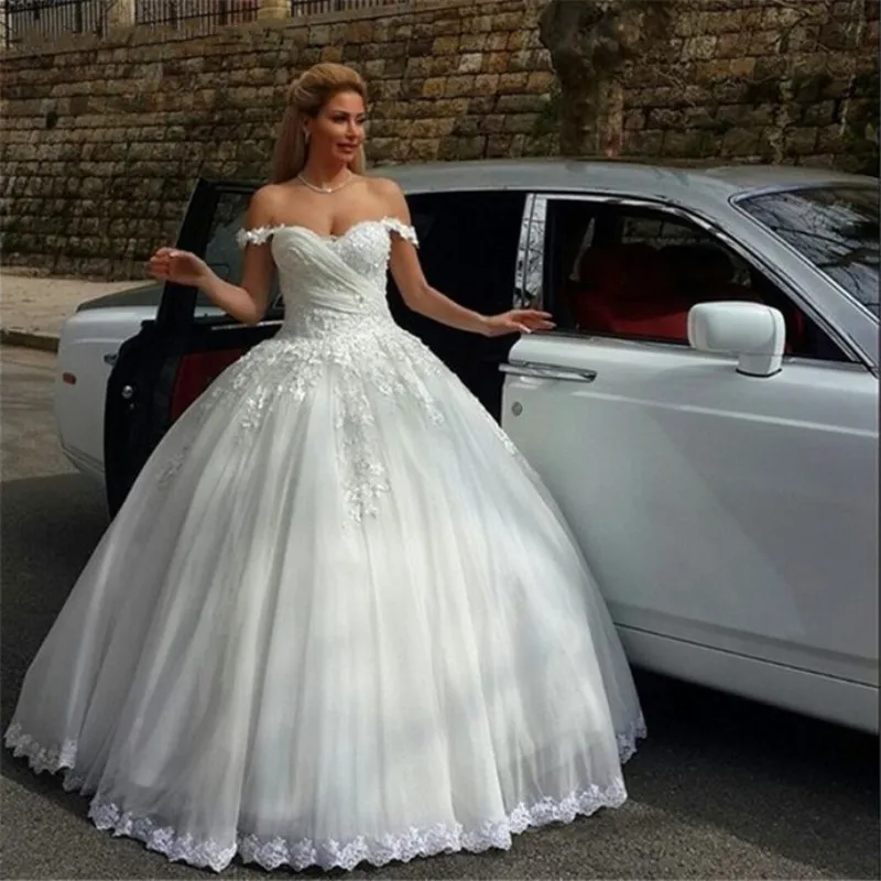 Elegant Wedding Dress 2019 Ball Gown Off The Shoulder Appliqued Lace Floor Length Women Plus Size Vestido de Noiva Bridal Gown
Elegant Wedding Dress 2019 Ball Gown Off The Shoulder Appliqued Lace Floor Length Women Plus Size Vestido de Noiva Bridal Gown