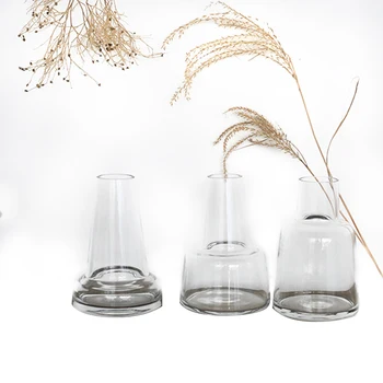 2019 New Design Abstract Glass Tabletop Vase Nordic Floor Vase Green Plant Pot Home Decoration Accessories Desk Decor
2019 New Design Abstract Glass Tabletop Vase Nordic Floor Vase Green Plant Pot Home Decoration Accessories Desk Decor