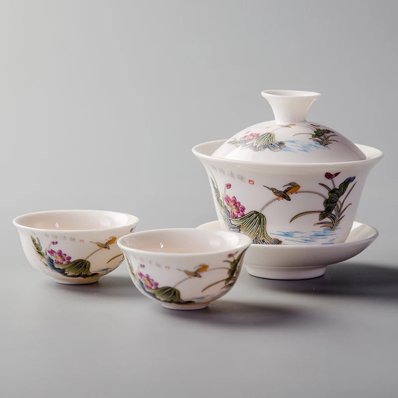 1pcs 22ML China Porcelain Kung Fu Tea Cup Sets Ceramics Tea Service High Quality Tea Set Tea Bowl Cups & Saucers Drinkware D054
1pcs 22ML China Porcelain Kung Fu Tea Cup Sets Ceramics Tea Service High Quality Tea Set Tea Bowl Cups & Saucers Drinkware D054