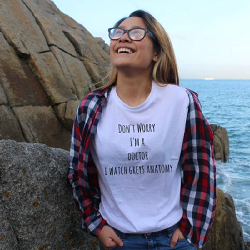 Don't worry I'm a doctor I watch Greys Women T-shirt tumblr funny quote t shirt casual girls tops Grey Female BFF tumblr t shirt
Don't worry I'm a doctor I watch Greys Women T-shirt tumblr funny quote t shirt casual girls tops Grey Female BFF tumblr t shirt
