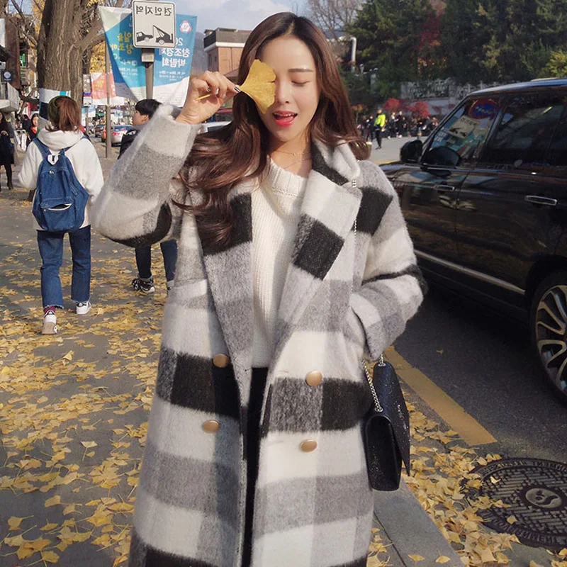 MLXSLKY Autumn winter new black white plaid women's woolen coat jacket female long paragraph students loose thick womens coat
MLXSLKY Autumn winter new black white plaid women's woolen coat jacket female long paragraph students loose thick womens coat