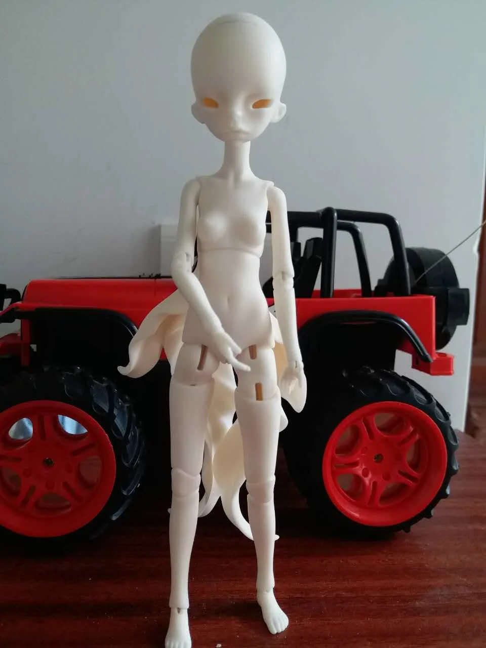 Free shipping . 1/8 bjd doll Iris