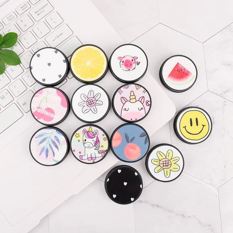 Cute Cartoon Pig Smiley Pattern Round Universal Telescopic Bracket And Grip Ring Bracket Mobile Phone Folding Bracket
Cute Cartoon Pig Smiley Pattern Round Universal Telescopic Bracket And Grip Ring Bracket Mobile Phone Folding Bracket