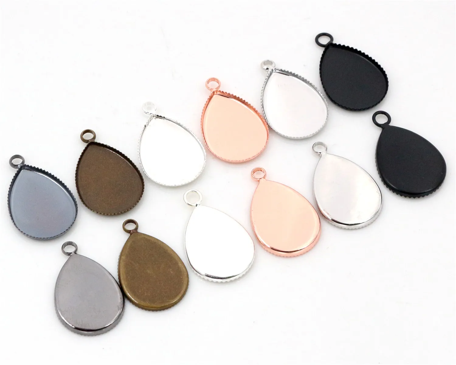 20pcs 13x18mm Inner Size 6 Colors Plated Drop Style Brass Cameo Cabochon Base Setting Charms Pendant necklace findings
20pcs 13x18mm Inner Size 6 Colors Plated Drop Style Brass Cameo Cabochon Base Setting Charms Pendant necklace findings