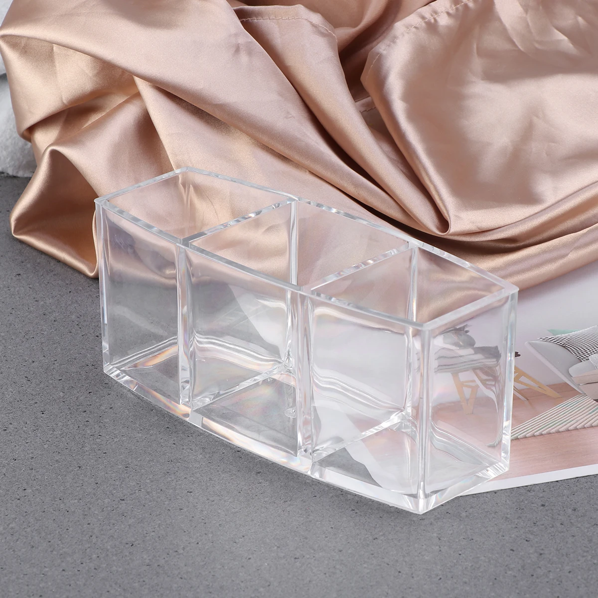 Makeup Brush Holder Case Dustproof Acrylic Transparent Brush Cosmetic Makeup For Ladies
Makeup Brush Holder Case Dustproof Acrylic Transparent Brush Cosmetic Makeup For Ladies