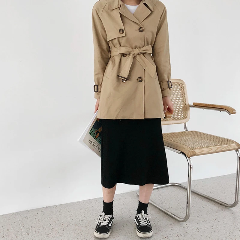 Casual Women Autumn Loose Long Coat Korean Style Double Breasted Trench Coat Vintage Ladies Spring Windbreaker Coat
Casual Women Autumn Loose Long Coat Korean Style Double Breasted Trench Coat Vintage Ladies Spring Windbreaker Coat