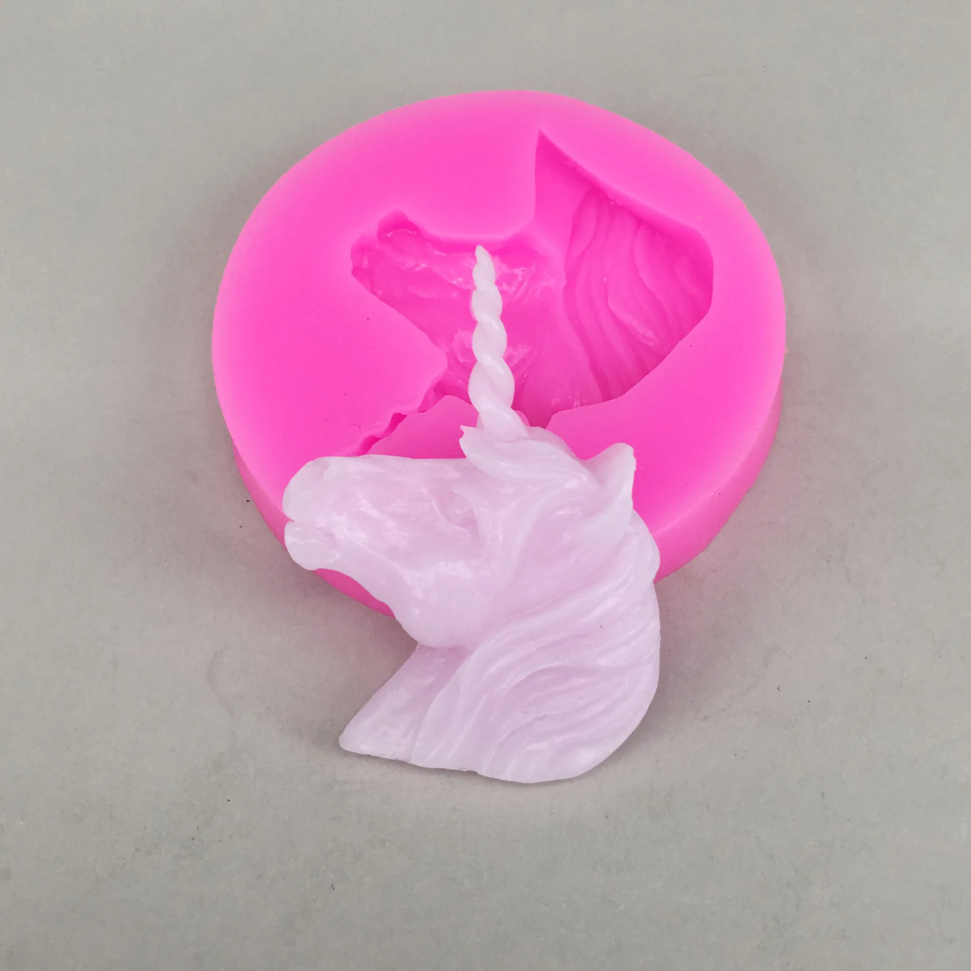 unicorn aromatherapy gypsum mould soft gel silicone molding horse head manual soap making silicone mold
unicorn aromatherapy gypsum mould soft gel silicone molding horse head manual soap making silicone mold