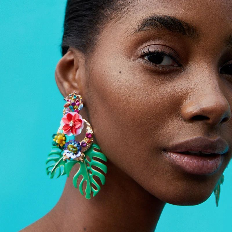 AOTEMAN 2019 new design Exaggerated Big Vintage Flower Statement Dangle Earrings For Women Boho Ethinc leaves Pendant Earrings
AOTEMAN 2019 new design Exaggerated Big Vintage Flower Statement Dangle Earrings For Women Boho Ethinc leaves Pendant Earrings