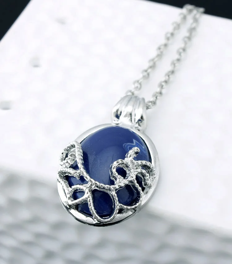 Vampire Diaries Round necklace Blue Stone Neckless Women Clothing Accessories Valentine Gift Collier Femme Argent
Vampire Diaries Round necklace Blue Stone Neckless Women Clothing Accessories Valentine Gift Collier Femme Argent