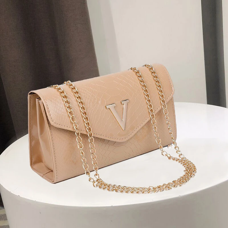 Bolsas Feminina Luxury Handbags Women Bags Designer Female Bag Chain women's bags Women Leather Handbags Famous brand Girl gift
Bolsas Feminina Luxury Handbags Women Bags Designer Female Bag Chain women's bags Women Leather Handbags Famous brand Girl gift
