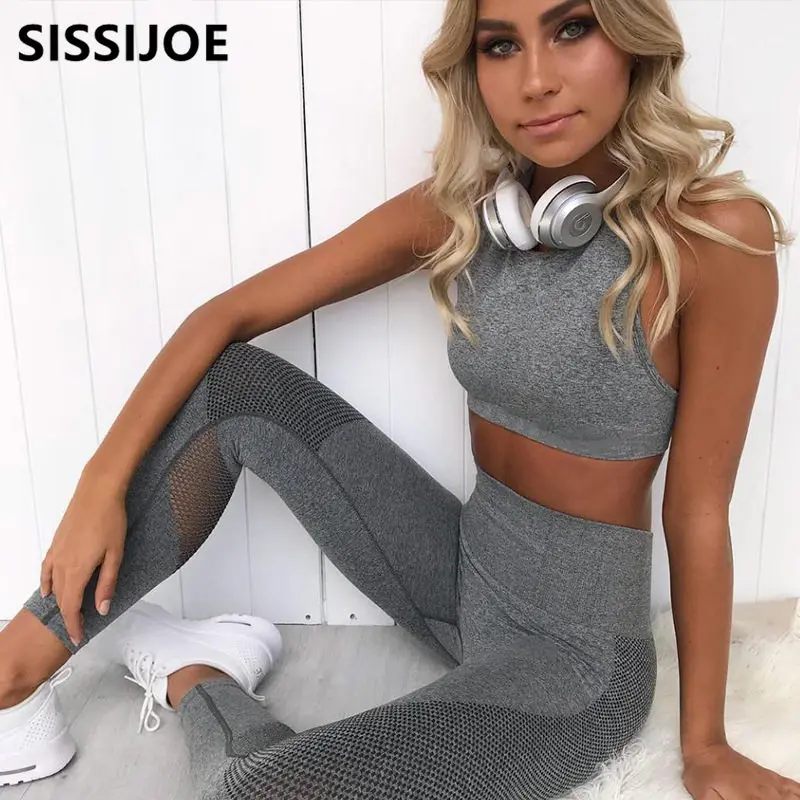 Solid Hollow Out Breathable Yoga Sets Sexy Patchwork Women Sportswear Sleeveless Halter Tight Fitness Sports Suit Yoga Sets
Solid Hollow Out Breathable Yoga Sets Sexy Patchwork Women Sportswear Sleeveless Halter Tight Fitness Sports Suit Yoga Sets