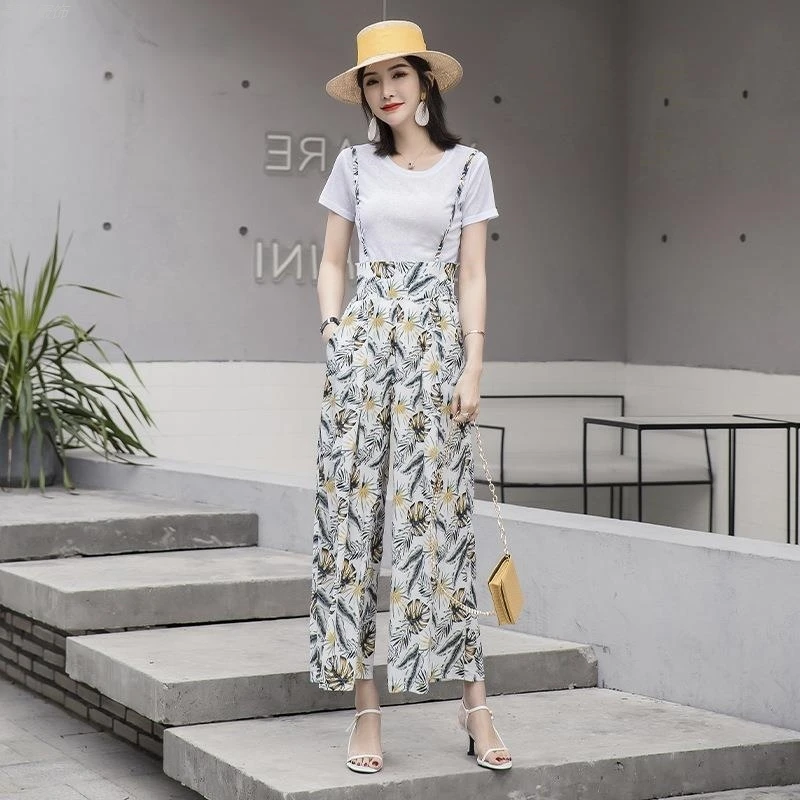 New Summer Wide-leg Pants Women Chiffon High Waist Casua Pants Printing Loose Straight Pants
New Summer Wide-leg Pants Women Chiffon High Waist Casua Pants Printing Loose Straight Pants