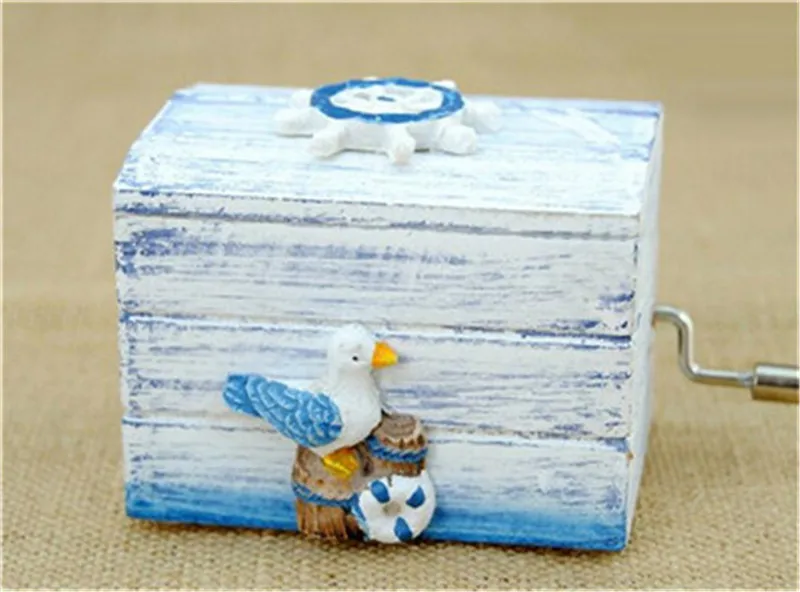 Ocean Seagull Classic Wooden Hand Crank Music Box Castle in the Sky Mini Musical Boxes for Children Kids Party Birthday Gift
Ocean Seagull Classic Wooden Hand Crank Music Box Castle in the Sky Mini Musical Boxes for Children Kids Party Birthday Gift