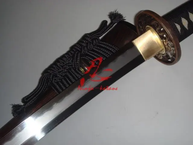 claying tempered hon-sanmai jp katana sword sharpened rosewood saya sharpened blade
claying tempered hon-sanmai jp katana sword sharpened rosewood saya sharpened blade