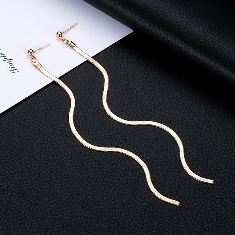 2019 Korean Minimalist Style Ear Accessories All Match Long Earrings For Women Metal Snake Chain Tassel Earrings
2019 Korean Minimalist Style Ear Accessories All Match Long Earrings For Women Metal Snake Chain Tassel Earrings