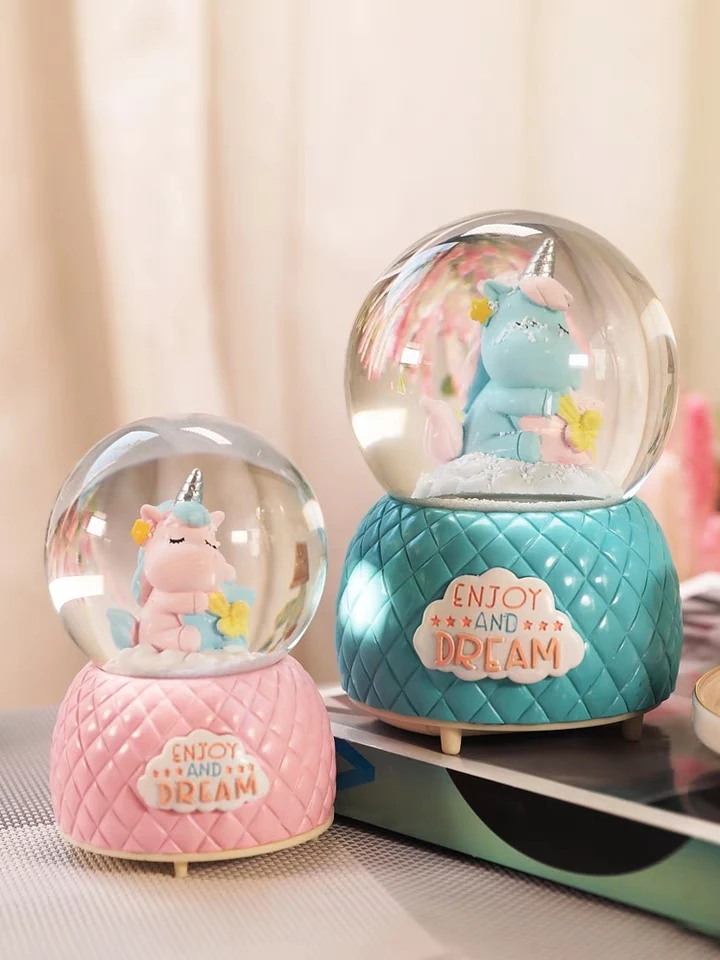 8-10CM Cute Unicorns Snow Globes Glass Music Box Home Desktop Decoration Wedding Birthday Christmas New Year Gifts
8-10CM Cute Unicorns Snow Globes Glass Music Box Home Desktop Decoration Wedding Birthday Christmas New Year Gifts