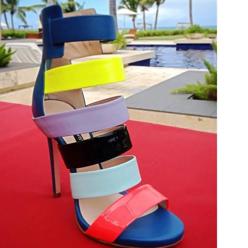 Summer Women's Colour Stitching Hollow Open Toe Sandals Sexy Party Fashion Women's Shoes Europe And America Big Code Shoes
Summer Women's Colour Stitching Hollow Open Toe Sandals Sexy Party Fashion Women's Shoes Europe And America Big Code Shoes