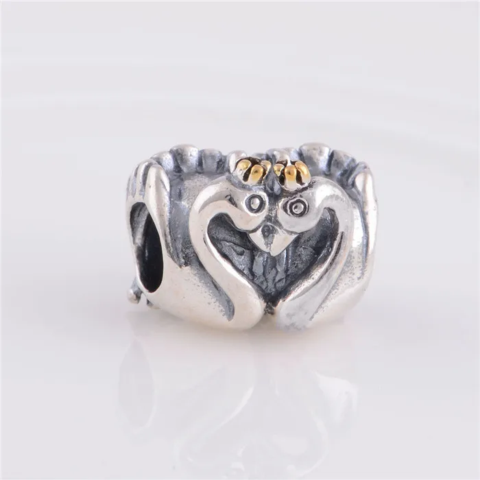 New Arrival 925 Sterling Silver Lovely Swan Couple Screw Core Charm Bead, Suitable for Pandora Bracelet Snake Chain DIY Making
New Arrival 925 Sterling Silver Lovely Swan Couple Screw Core Charm Bead, Suitable for Pandora Bracelet Snake Chain DIY Making