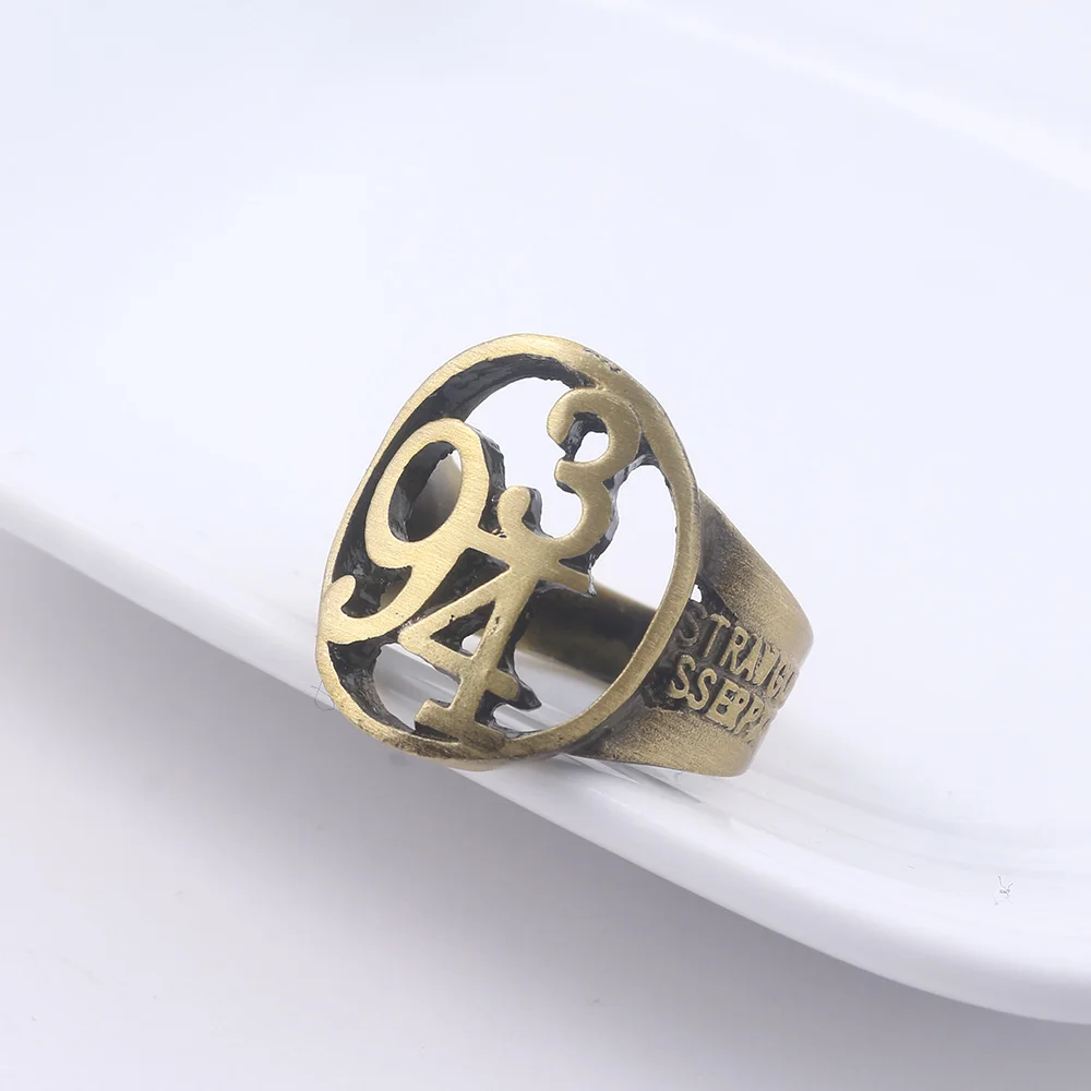 HP 9-3/4 Nine 'n Three Quarter Platform Metal Ring Fashion Movie Rings Deathly Hallows Vintage Ring Round Men Accessories
HP 9-3/4 Nine 'n Three Quarter Platform Metal Ring Fashion Movie Rings Deathly Hallows Vintage Ring Round Men Accessories