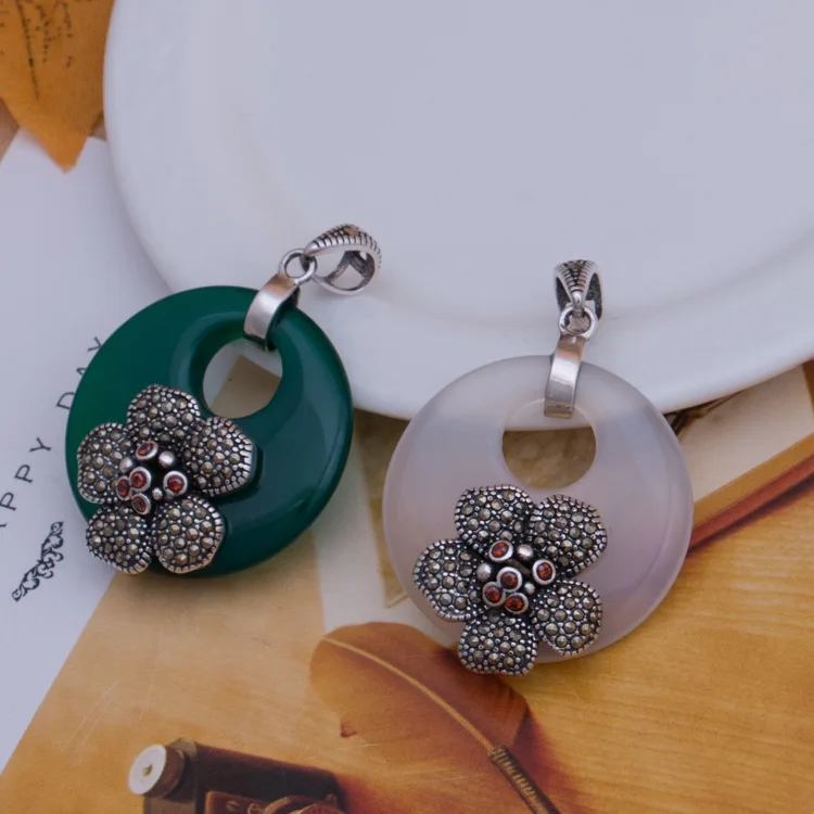S925 Sterling Silver Marcasite Silver Natural Stone Pendant Pendant Chain retro flower sweater wholesale
S925 Sterling Silver Marcasite Silver Natural Stone Pendant Pendant Chain retro flower sweater wholesale