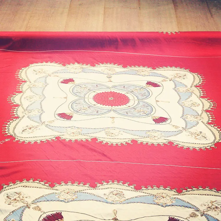 100% silk fabric TWILL for scarf,color:AS PICTURES,width:105cm,thickness:16mm,length:105cm,SELL BY 1PATTERN as pictures
100% silk fabric TWILL for scarf,color:AS PICTURES,width:105cm,thickness:16mm,length:105cm,SELL BY 1PATTERN as pictures