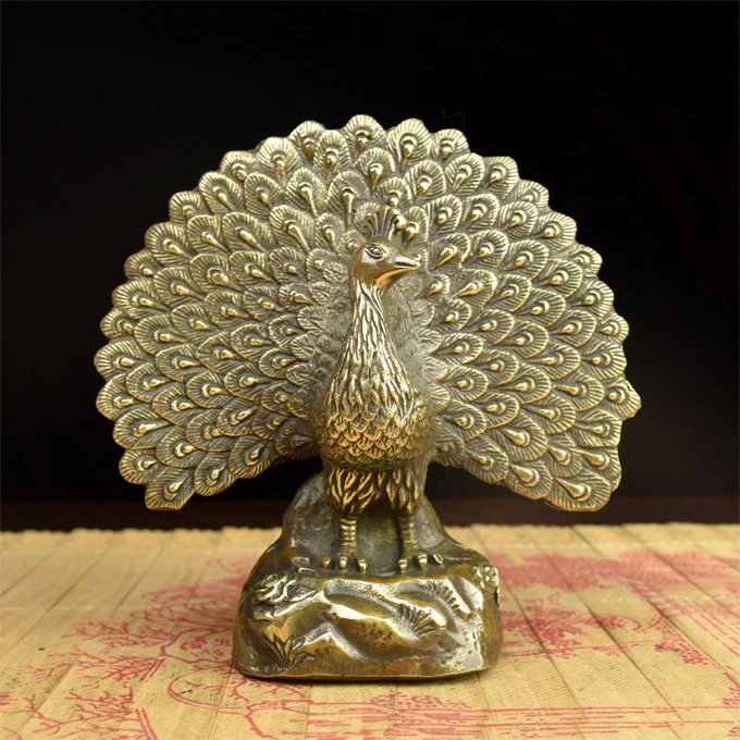 Do the old antique brass copper peacock peacock beautiful peacock Zhaocai and copper trumpet marriage living room decorroom
Do the old antique brass copper peacock peacock beautiful peacock Zhaocai and copper trumpet marriage living room decorroom
