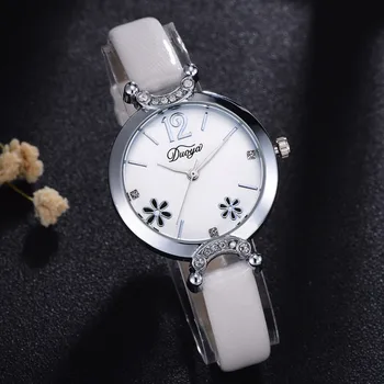 Wrist Watches for Women Casual Women Chic Artificial Diamond Flower Rounded Analog Pointer Watch
Wrist Watches for Women Casual Women Chic Artificial Diamond Flower Rounded Analog Pointer Watch