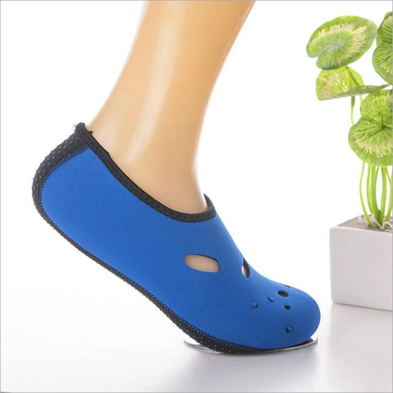Swimming Diving Socks Breathable Non-slip Snorkeling Beach Socks Quick Dry Pool Surfing Shoes Swimming Fins Water Sport Shoes
Swimming Diving Socks Breathable Non-slip Snorkeling Beach Socks Quick Dry Pool Surfing Shoes Swimming Fins Water Sport Shoes