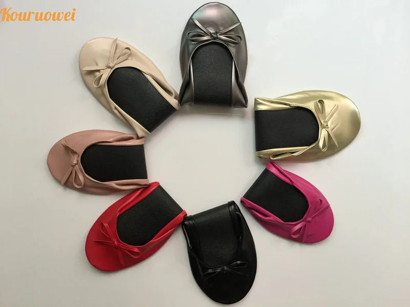 Free shipping! comfortable silver women slip on ballerina ballet slipper roll up flat shoes with customized logo
Free shipping! comfortable silver women slip on ballerina ballet slipper roll up flat shoes with customized logo