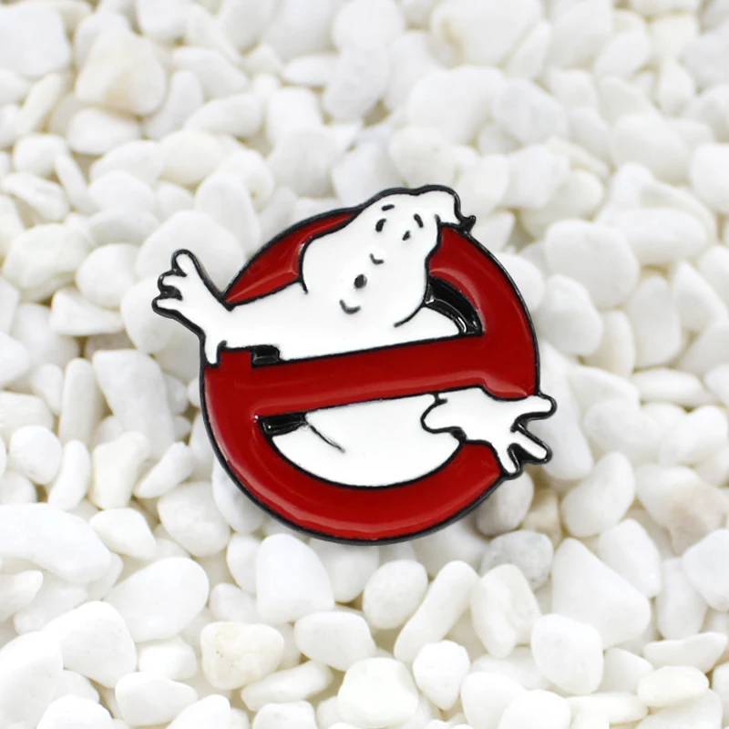 Movie Ghostbusters logo Cartoon white ghost breaking through red round entrance Exaggerated funny lapel badge Movie fan souvenir
Movie Ghostbusters logo Cartoon white ghost breaking through red round entrance Exaggerated funny lapel badge Movie fan souvenir
