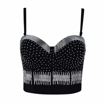 2020 New Fashion Women Crop Top Sexy Sleeveless Deep V BandageTank Top Beading Metal Strips Casual Backless Vest Zipper
2020 New Fashion Women Crop Top Sexy Sleeveless Deep V BandageTank Top Beading Metal Strips Casual Backless Vest Zipper
