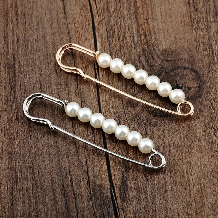 Fashion retro ball brooch big pin silk scarf buckle clothing brooch jewelry for women jewelry hot sale
Fashion retro ball brooch big pin silk scarf buckle clothing brooch jewelry for women jewelry hot sale
