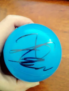 signed Bangtan Boys V Kim Tae Hyung autographed concert ball limited verison K-POP 122018
