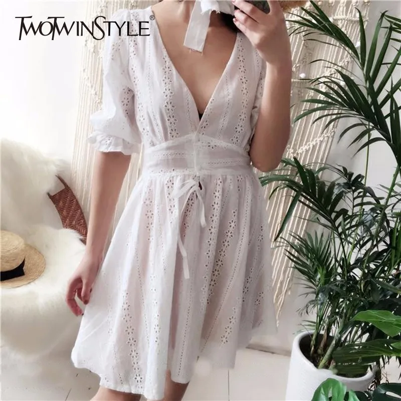 TWOTWINSTYLE Hollow Out Dress For Women V Neck Draw String High Waist Flare Sleeve Draped Mini Dresses 2019 Spring Sweet Clothes
TWOTWINSTYLE Hollow Out Dress For Women V Neck Draw String High Waist Flare Sleeve Draped Mini Dresses 2019 Spring Sweet Clothes