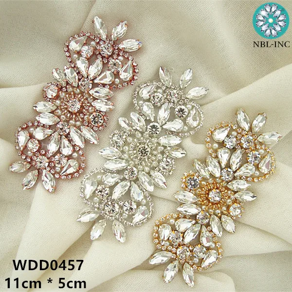 (30pcs)Wholesale bridal wedding beaded rhinestone crystal applique patch iron on for dresses DIY iron on WDD0457
(30pcs)Wholesale bridal wedding beaded rhinestone crystal applique patch iron on for dresses DIY iron on WDD0457