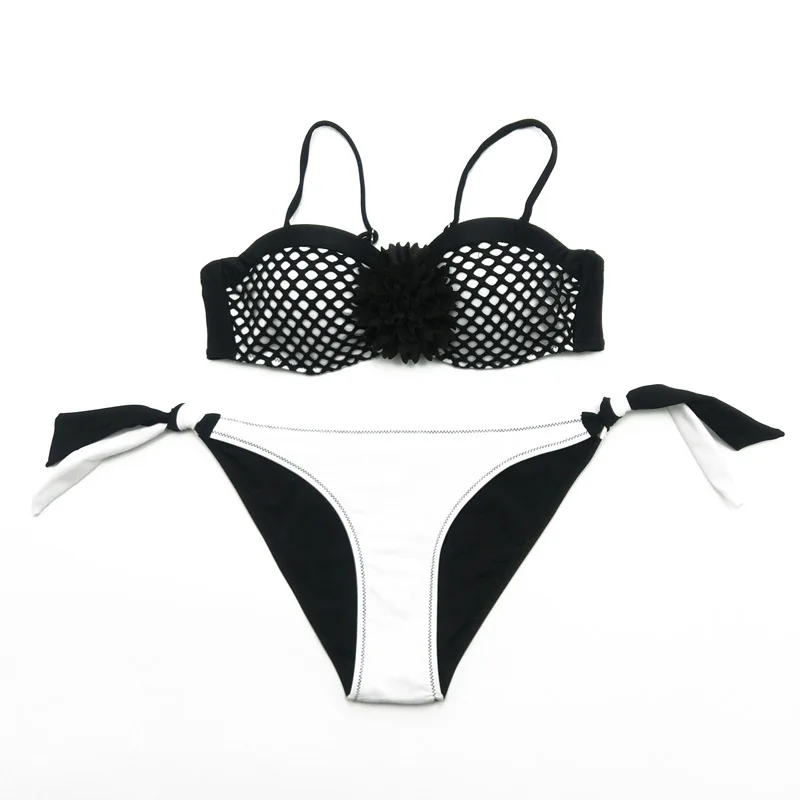 Ladies Swimsuit Set Black White Grid Split Sling Bikini Briefs for Beach Party BB55
Ladies Swimsuit Set Black White Grid Split Sling Bikini Briefs for Beach Party BB55