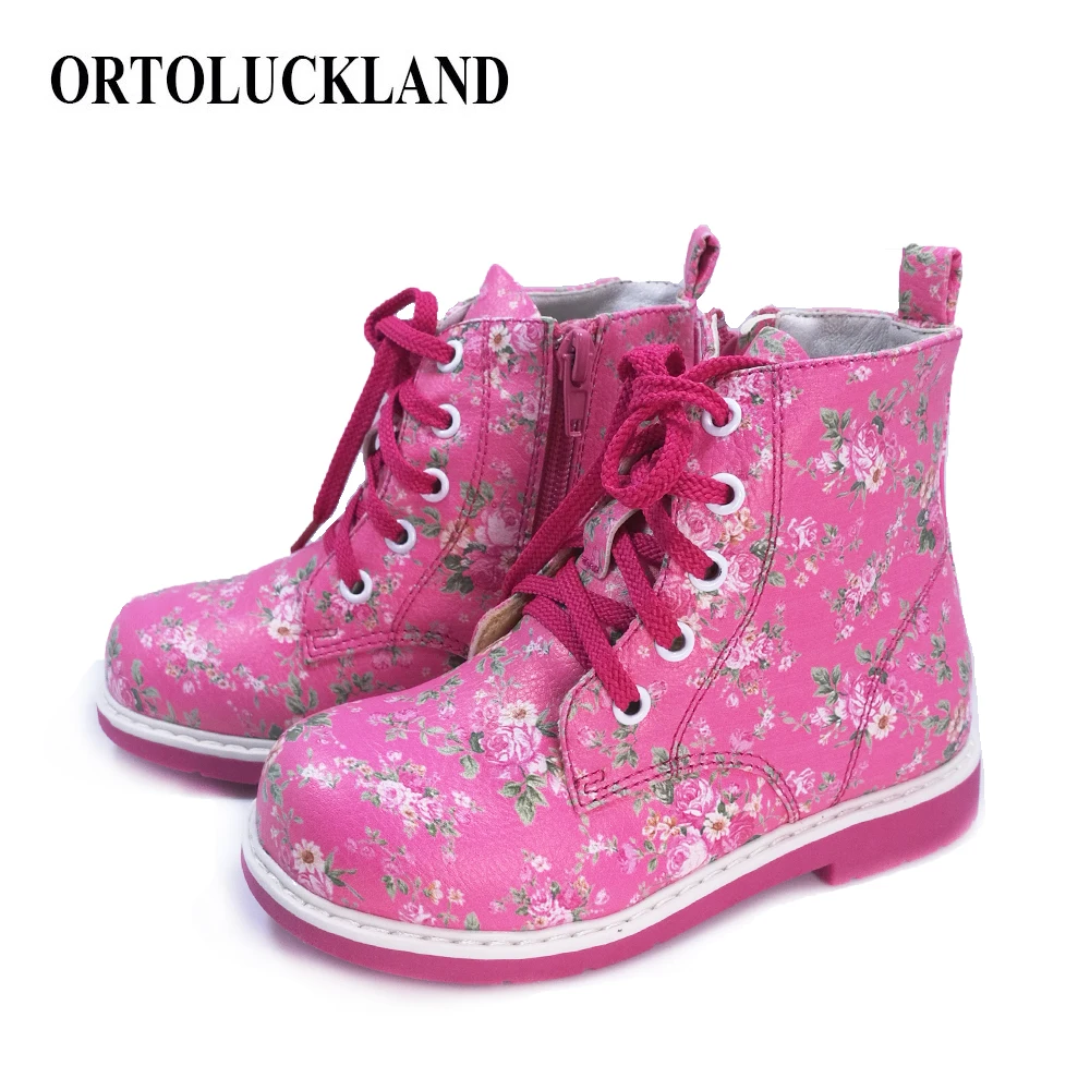 Ortoluckland Baby Girls Boots Orthopedic Shoes For Kids Floral Martin Boots Baby Toddler Fashion Leather warm plush short Boots
Ortoluckland Baby Girls Boots Orthopedic Shoes For Kids Floral Martin Boots Baby Toddler Fashion Leather warm plush short Boots