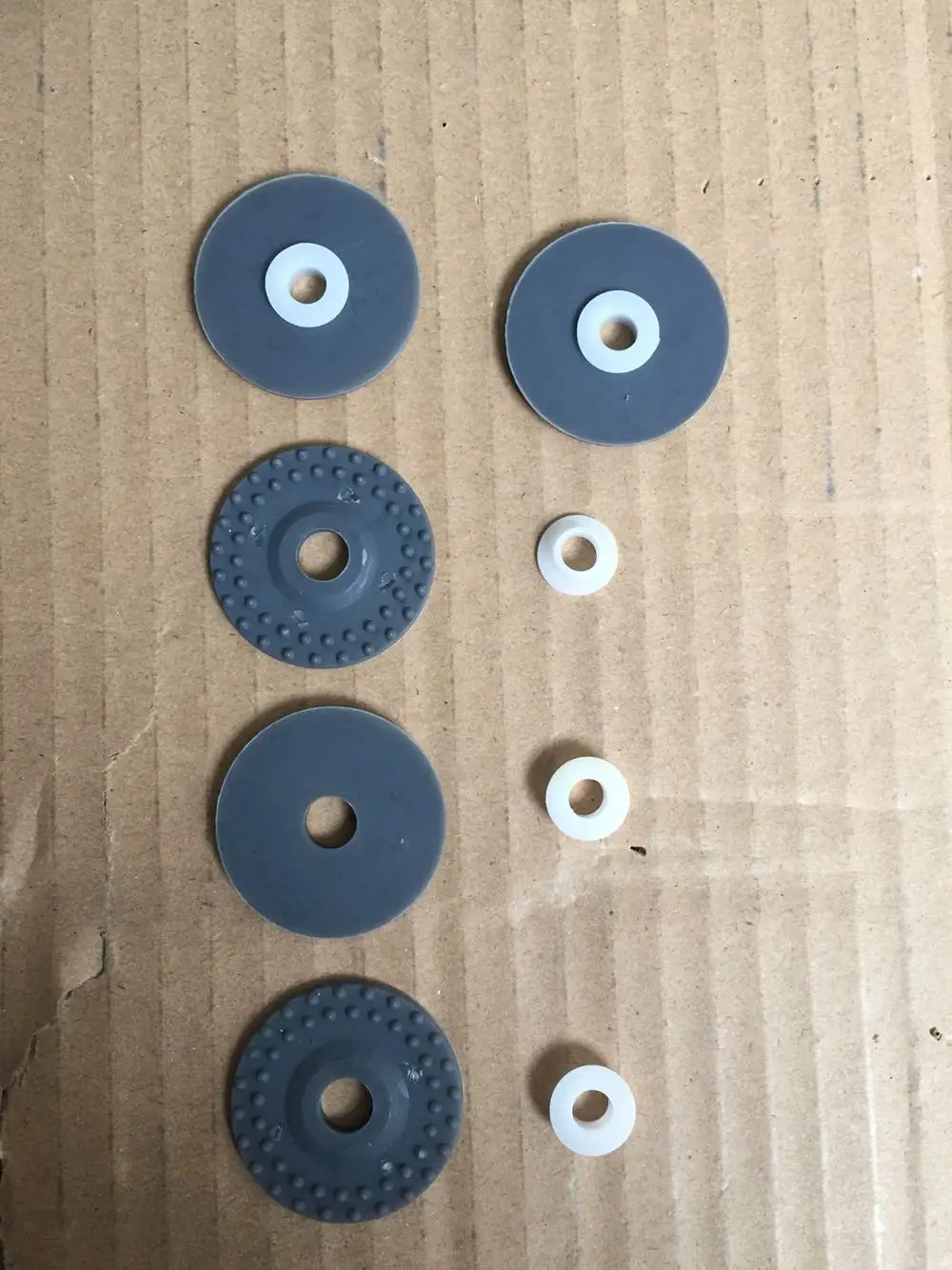 2pcs Rubber Wheel for Silver Reed Knitting Machine accessories Sk270 Sk 280 Sk840 Sk580 SK210 SK260
2pcs Rubber Wheel for Silver Reed Knitting Machine accessories Sk270 Sk 280 Sk840 Sk580 SK210 SK260