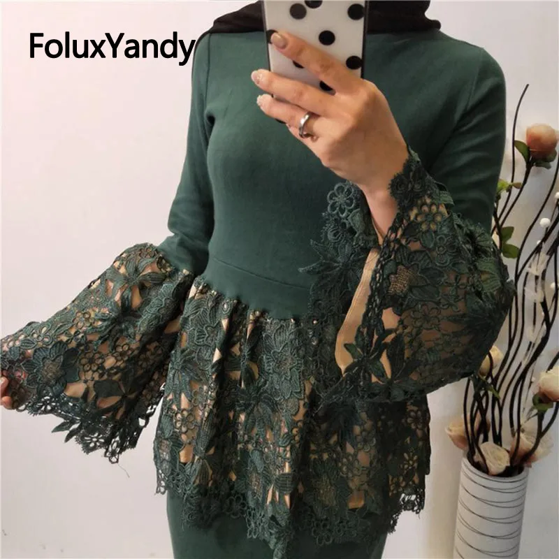 Flare Sleeve Lace T-shirt Women O-neck Casual Loose Lace Long Sleeve Tops Pullovers Muslim Tops CMC1934
Flare Sleeve Lace T-shirt Women O-neck Casual Loose Lace Long Sleeve Tops Pullovers Muslim Tops CMC1934