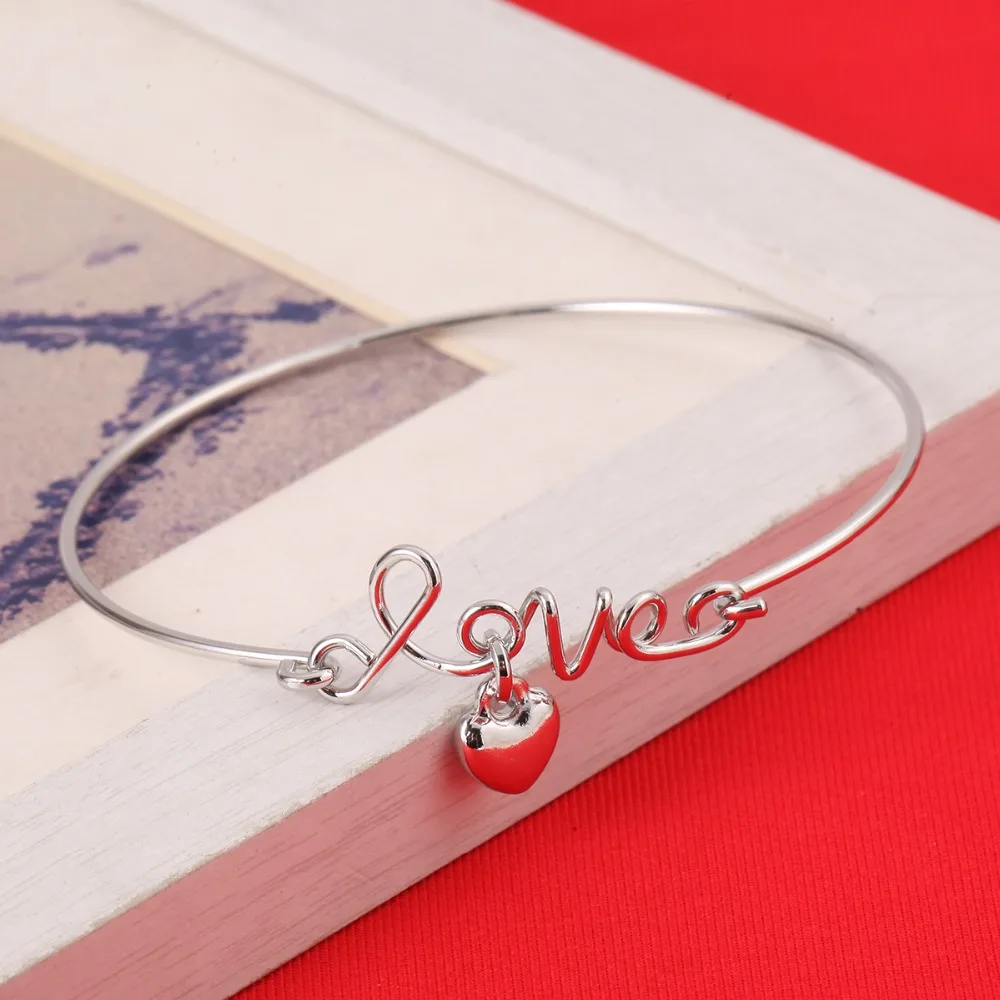 Charm Love Heart Bangles Bracelets For Women Austrian Hand Female Love Jewelry Wholesale
Charm Love Heart Bangles Bracelets For Women Austrian Hand Female Love Jewelry Wholesale