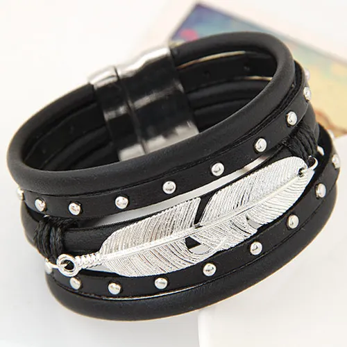 Fashion 2018 Vintage Rivet Metal feathers Leather Bangles multilayer Magnet Charm Bracelets & Bangles For Women Brand Jewelry
Fashion 2018 Vintage Rivet Metal feathers Leather Bangles multilayer Magnet Charm Bracelets & Bangles For Women Brand Jewelry