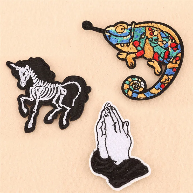 MENGXIANG 3 Differents Styles Animals Parches Embroidery Iron on Patches for Clothing DIY Stripes Clothes UFO Stickers Appliques
MENGXIANG 3 Differents Styles Animals Parches Embroidery Iron on Patches for Clothing DIY Stripes Clothes UFO Stickers Appliques