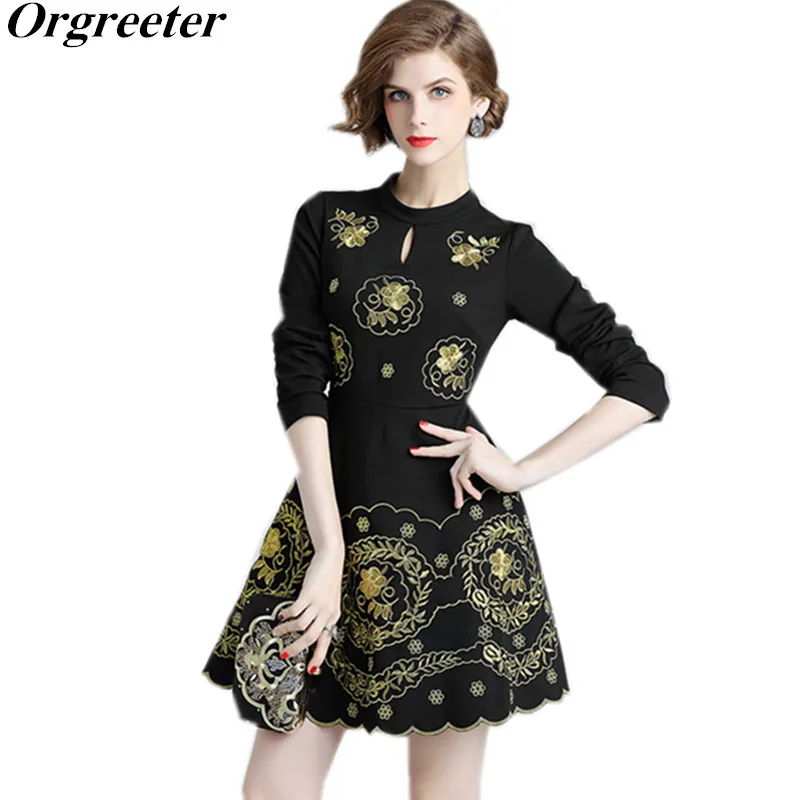 Vintage Vestidos Flower Gold Embroidery Dress Women 2018 Autumn Plus Size Office Lady Stand Collar Black Slim A-line Dress
Vintage Vestidos Flower Gold Embroidery Dress Women 2018 Autumn Plus Size Office Lady Stand Collar Black Slim A-line Dress