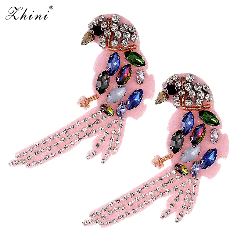 ZHINI Hyperbole Crystal Birds Stud Earrings Pink Color Feather Birds Pattern Fashion Stud Earrings Jewelry for Women Wholesale
ZHINI Hyperbole Crystal Birds Stud Earrings Pink Color Feather Birds Pattern Fashion Stud Earrings Jewelry for Women Wholesale