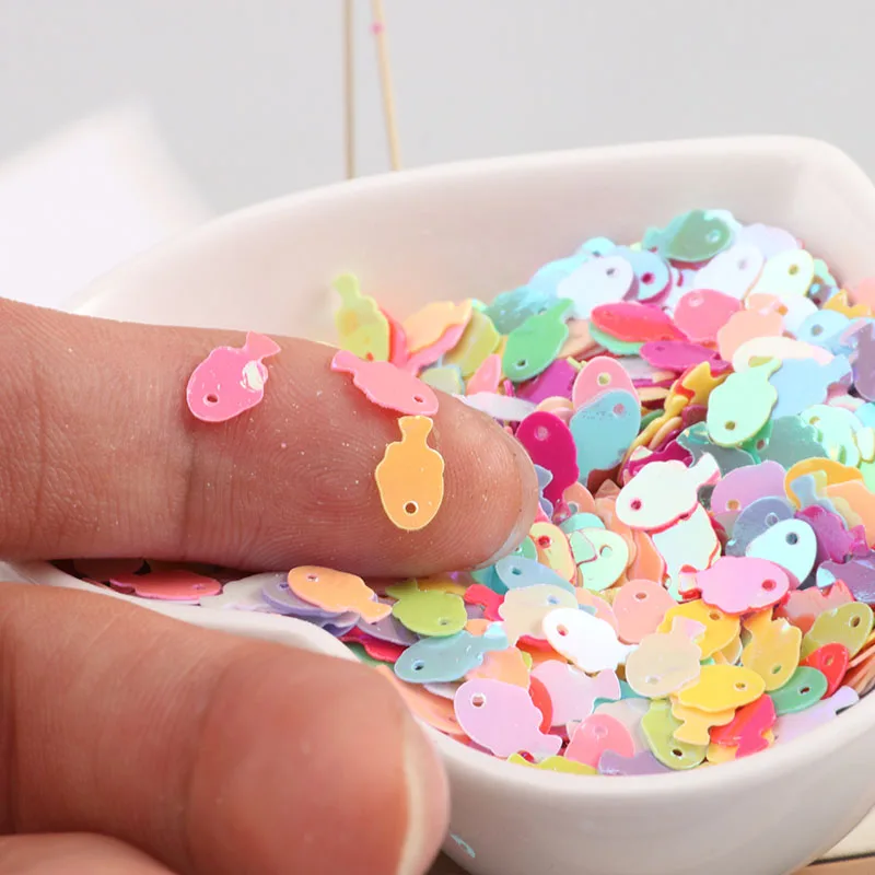 10g/bag 5*7mm Colorful Fish Sequins DIY Slime Material Sequins Lentejuelas Fittings for Needlework Craft Costume Jewelery 720pcs
10g/bag 5*7mm Colorful Fish Sequins DIY Slime Material Sequins Lentejuelas Fittings for Needlework Craft Costume Jewelery 720pcs
